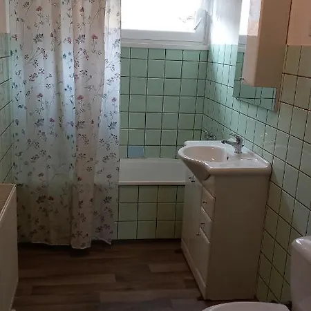 U Sjezdovky Az 12os